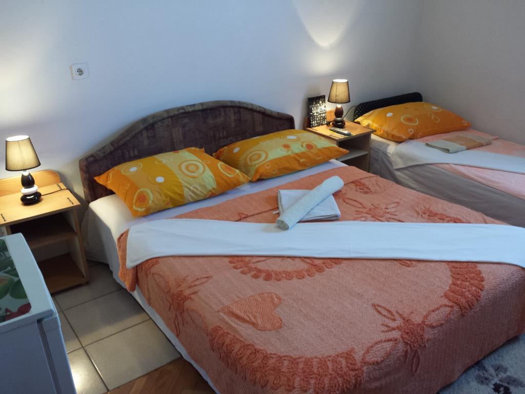 Apartments & Hostel Zdrava Hrana Mostar Oda fotoğraf